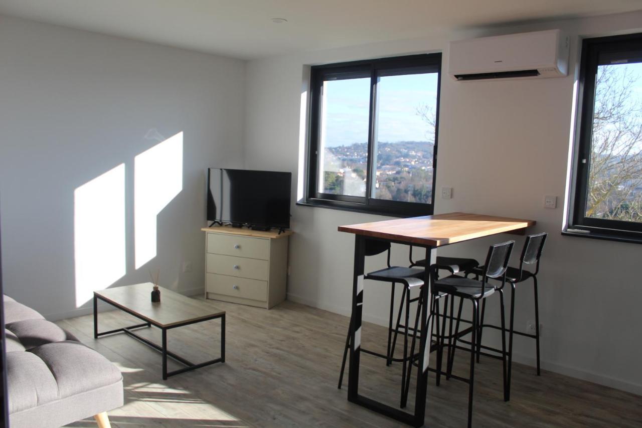 Immeuble Renove Au Centre D'Auch. Appartement Buitenkant foto